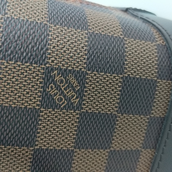 **SOLD**Louis Vuitton Alma BB damier ebene - Picture 4 of 14